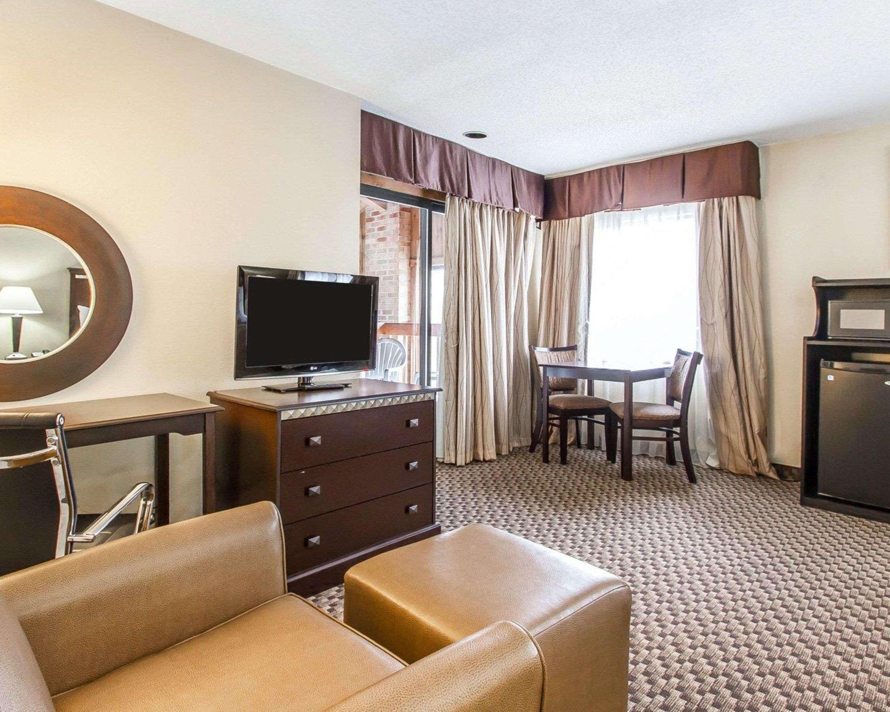 Quality Inn Macomb Near University Area Exterior foto