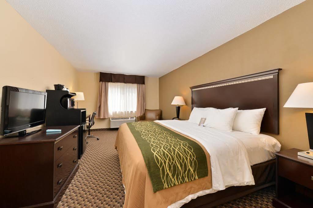 Quality Inn Macomb Near University Area Exterior foto